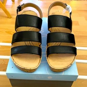 Life Stride Strap Wedge heel Sandal